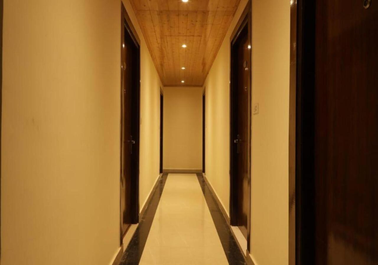 The Alpine Retreat Hotel Shimla Buitenkant foto
